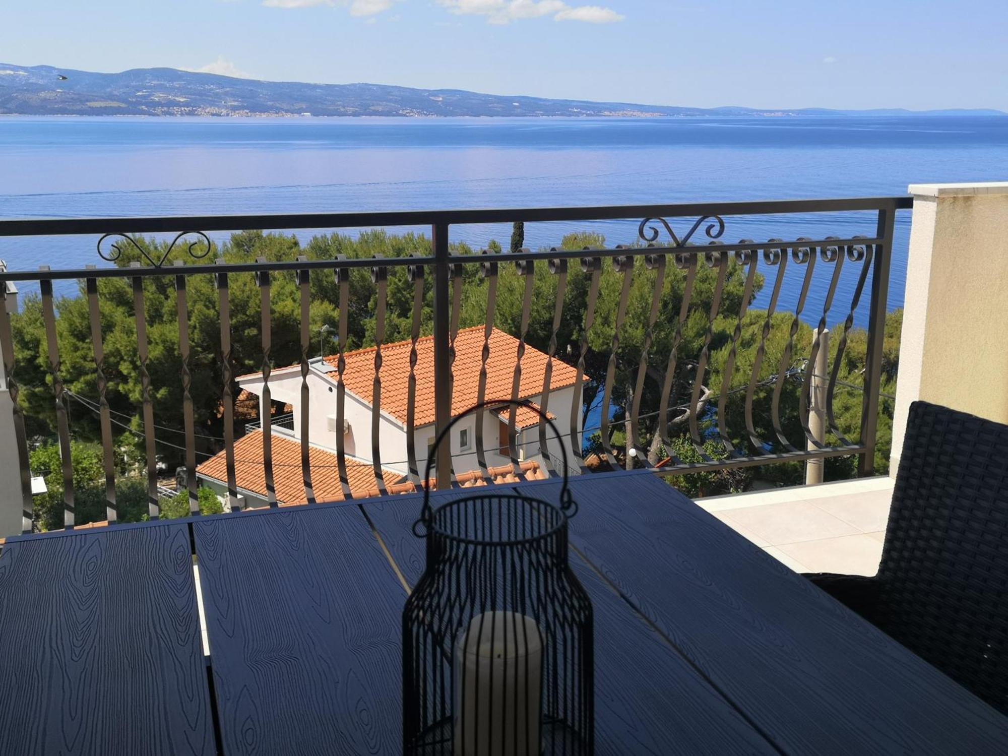 Vila Jadran Omis Exterior photo